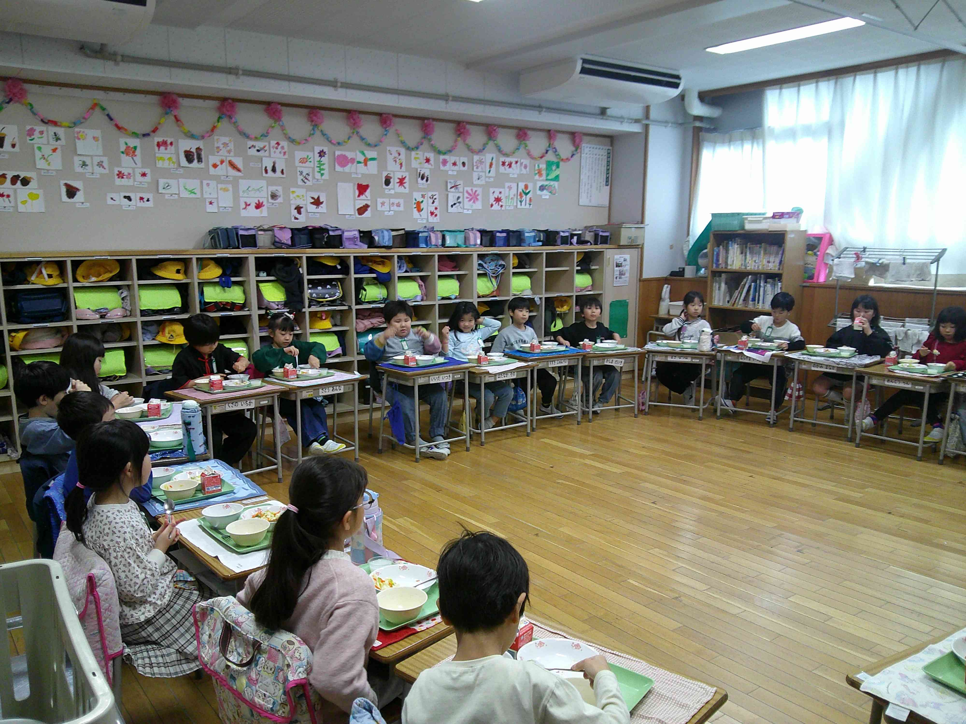 1225給食風景１－１