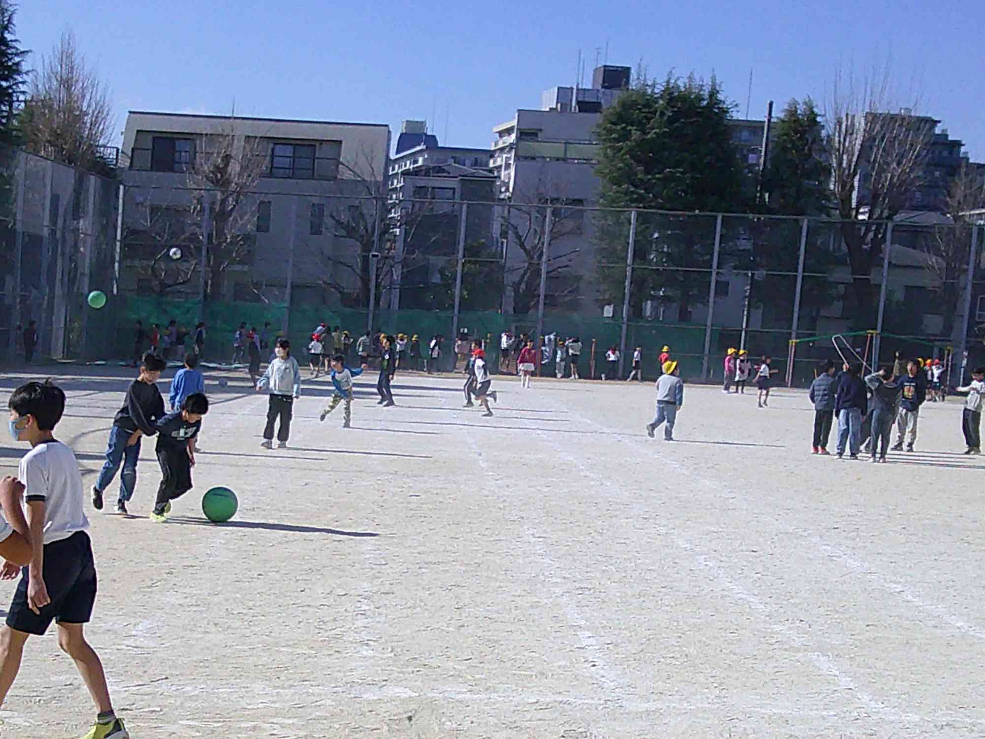 0202校庭遊び２