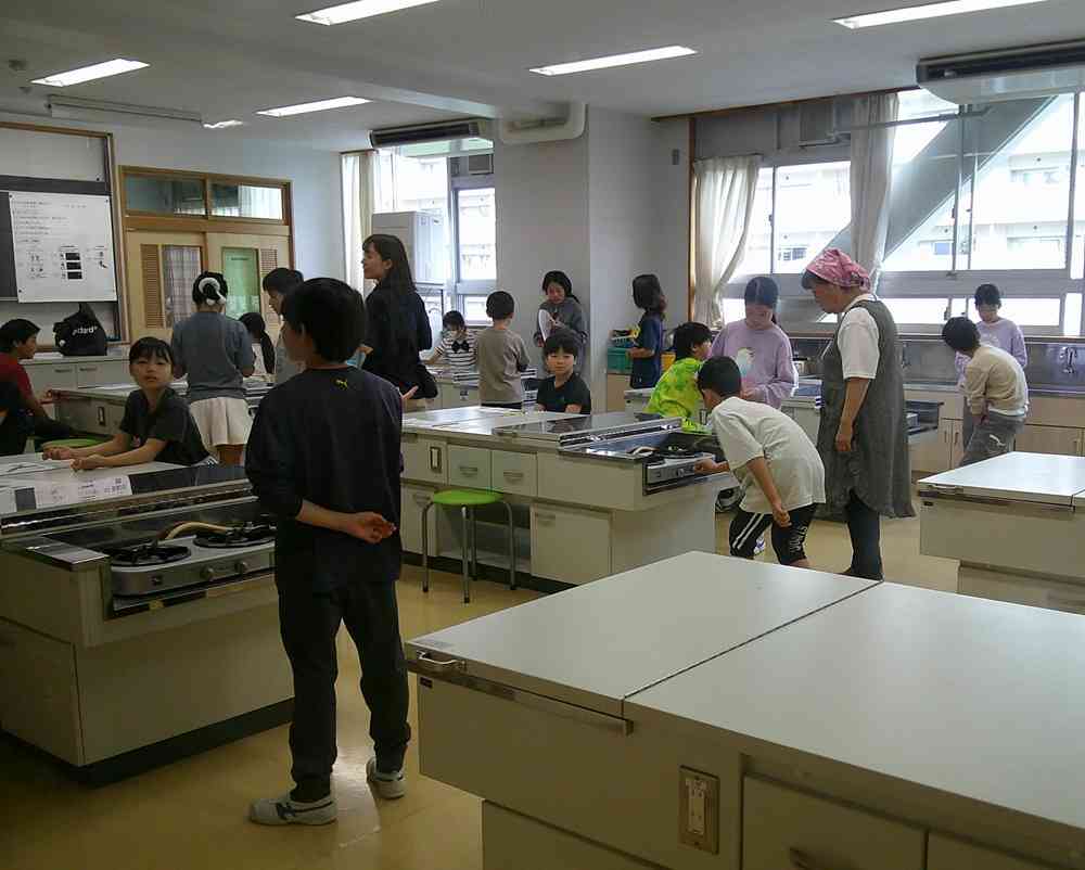 260421　5年家庭科授業２